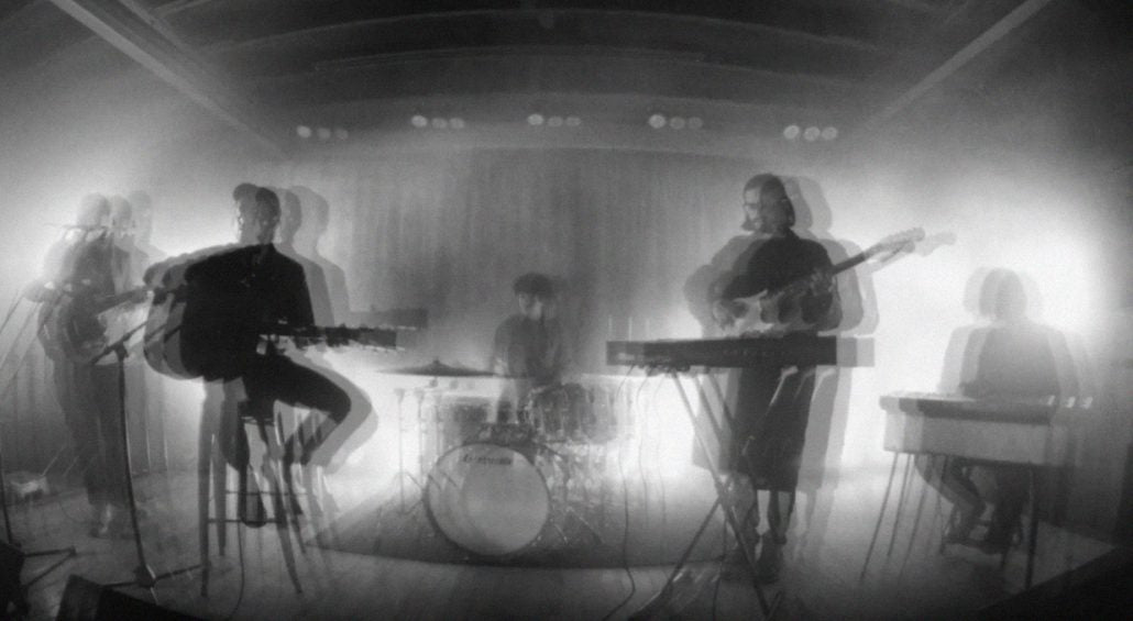 HOLY WAVE – UK & Europe tour + West coast dates - LEVITATION