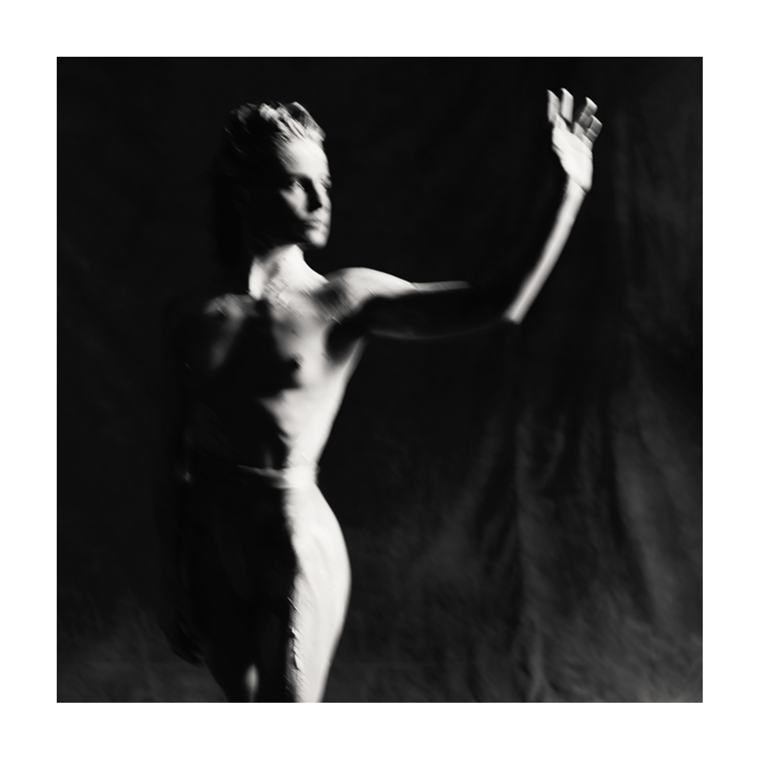 Christine & The Queens - Paranoia, Angels, True Love