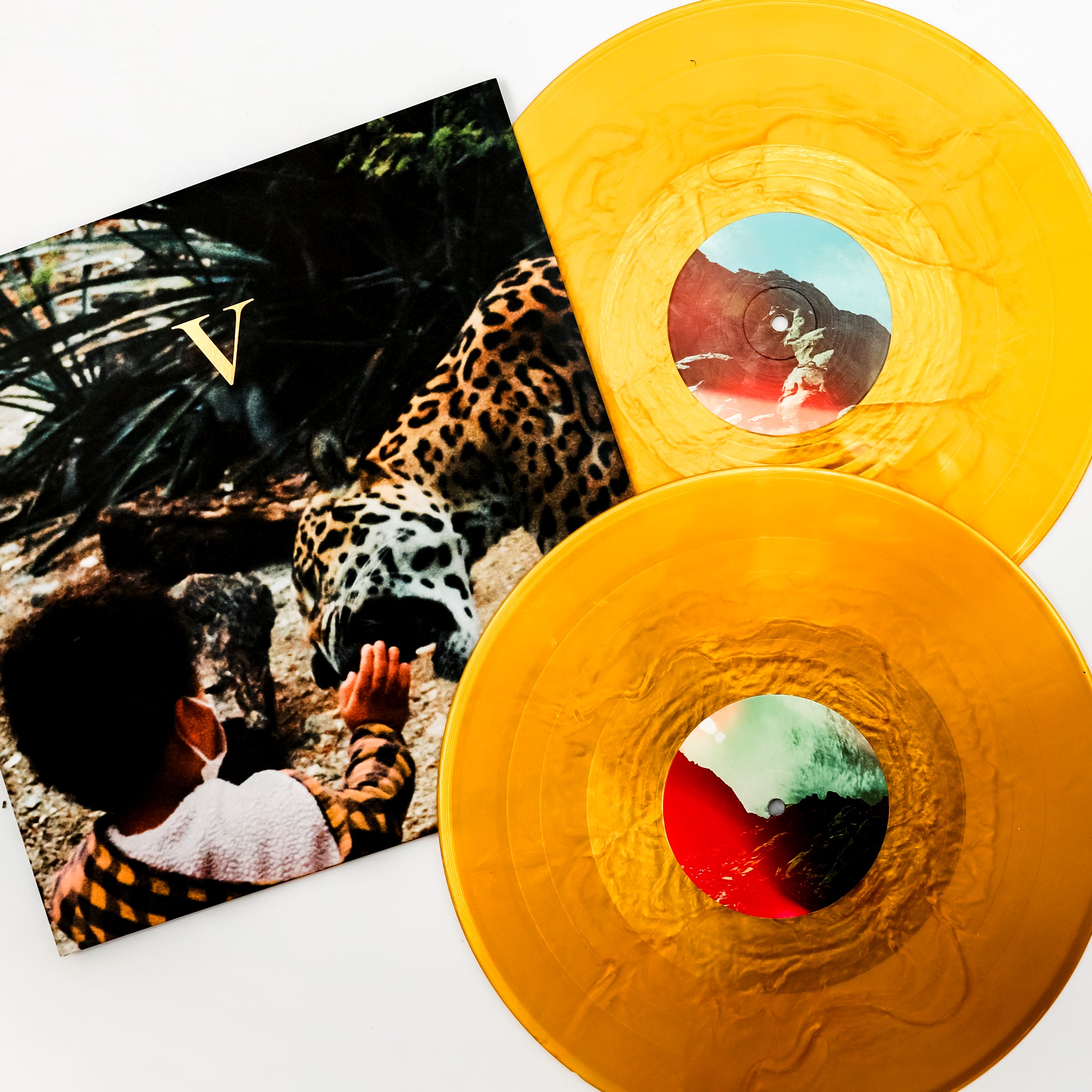 Troubled pels beskydning Unknown Mortal Orchestra - V (Legendary Edition, 2xLP Gold Vinyl) –  LEVITATION