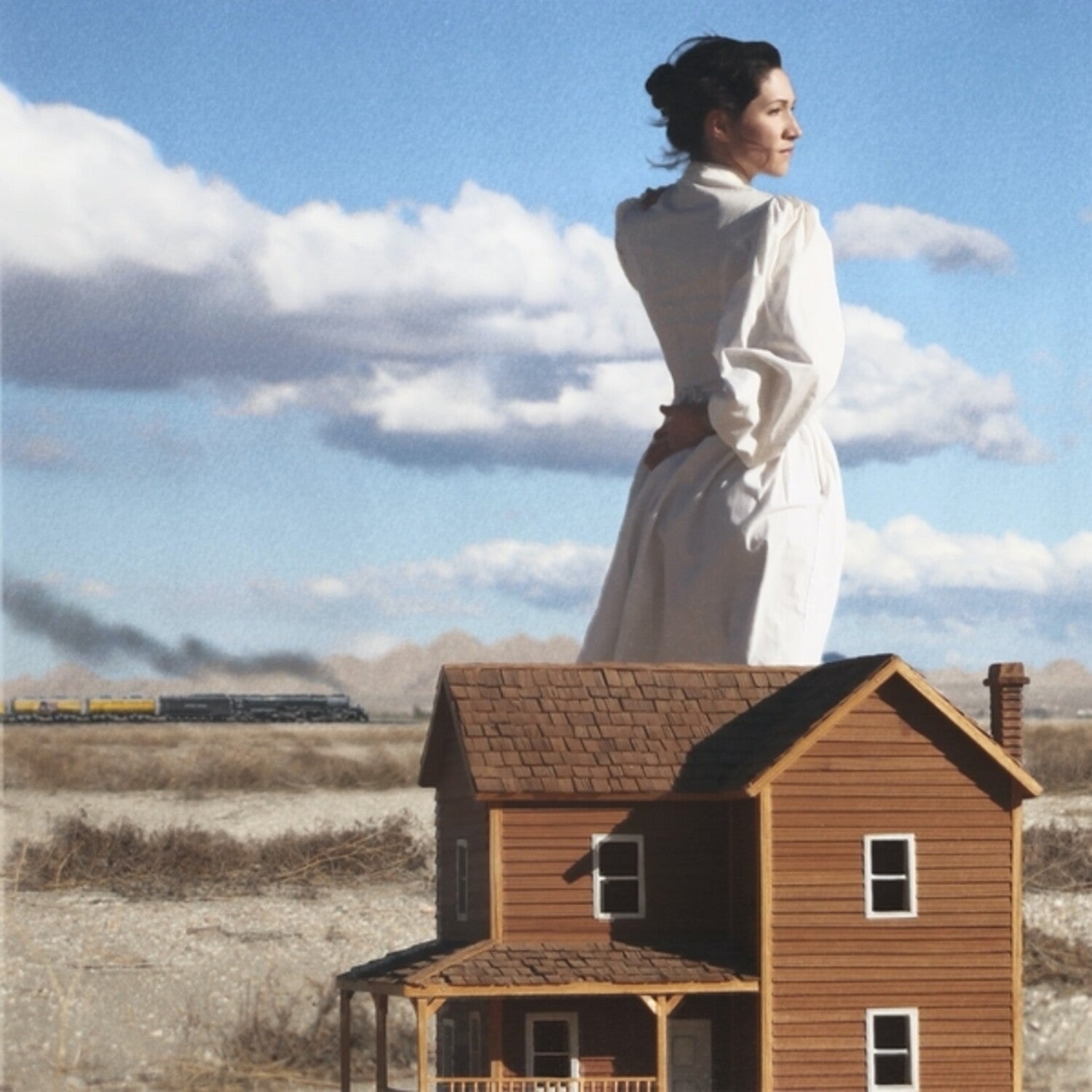 Eve Adams - American Dust - LEVITATION
