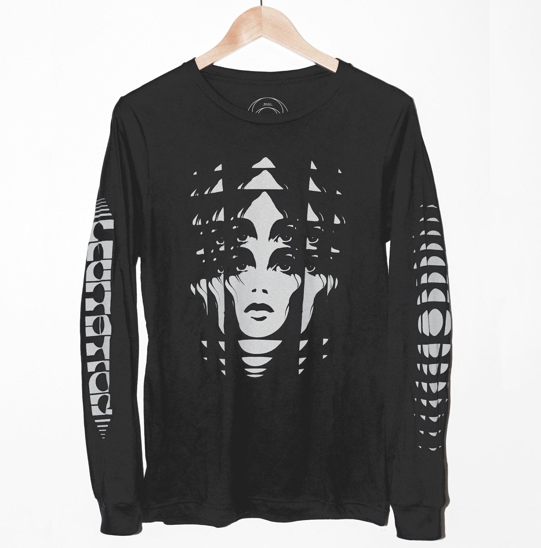 Tシャツ・カットソー THE MUSEUM VISITOR BLURRED HEART PRINTED LONG SLEEVE BLACK BLURRED HEART PRINTED LONG SLEEVE (BLACK) : THE MUSEUM VISITOR