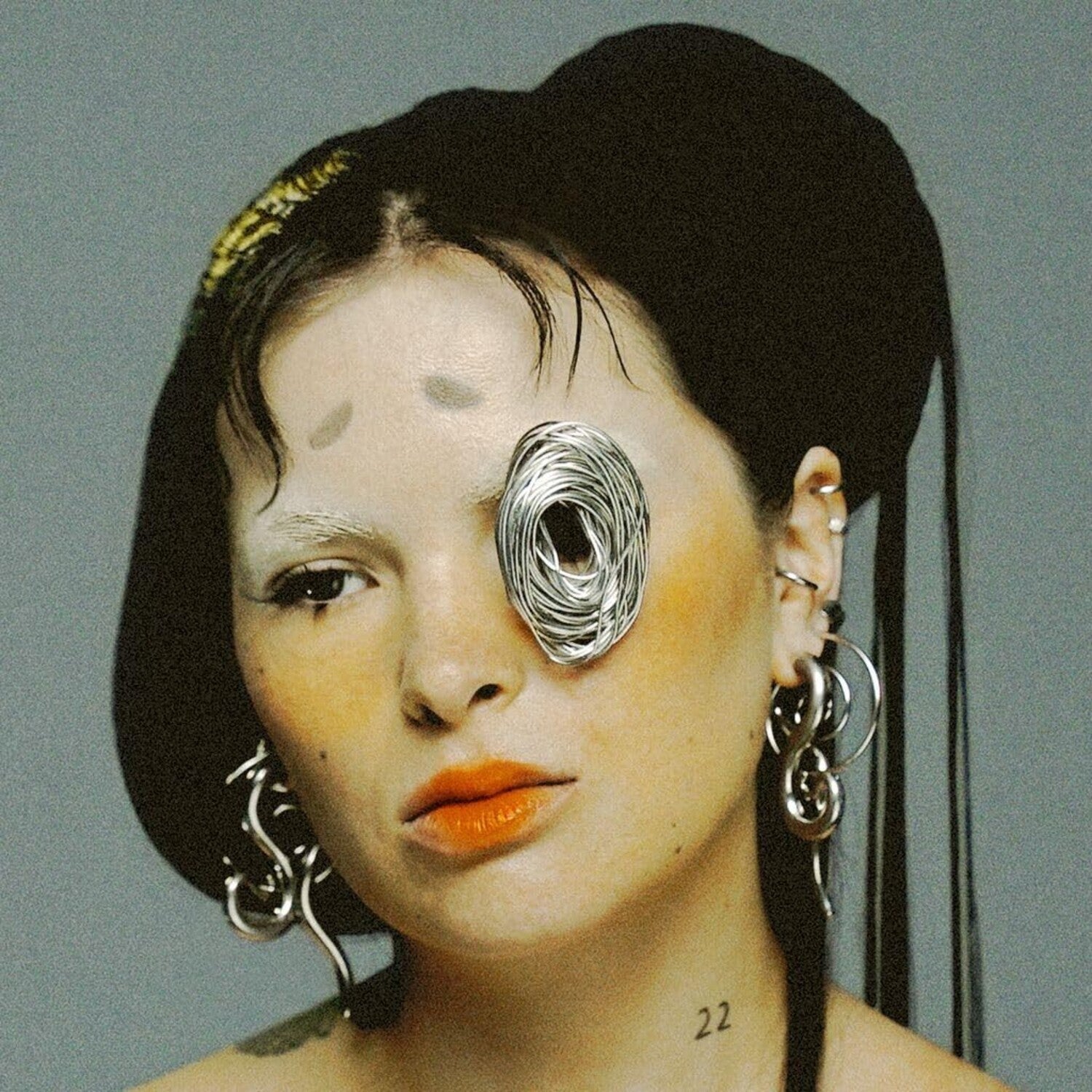 Saya Gray - Saya - LEVITATION